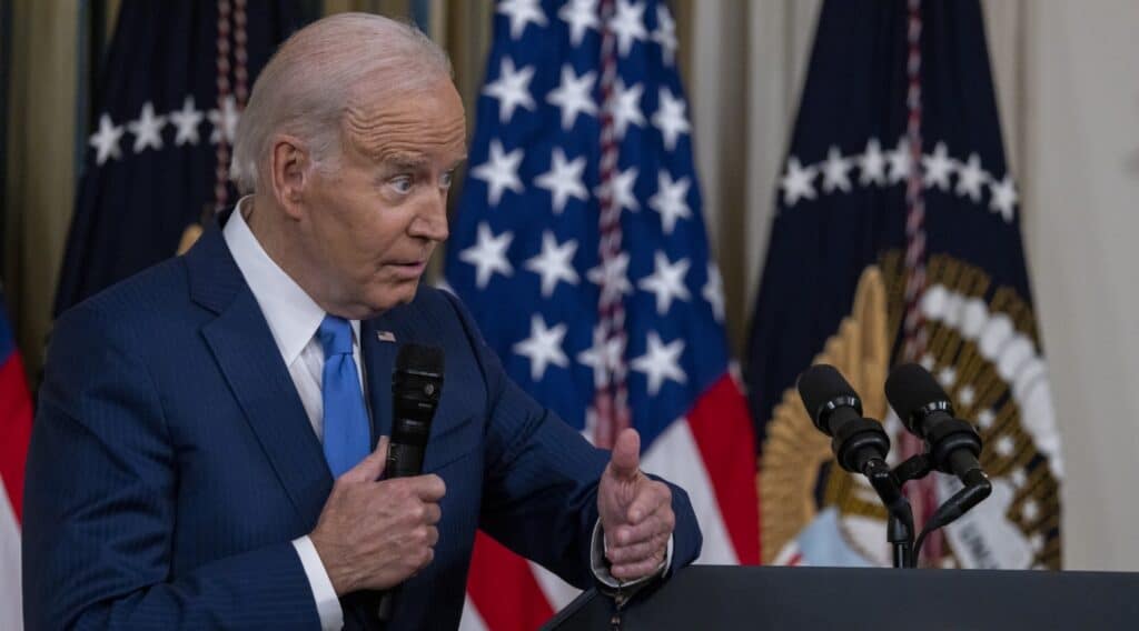 Biden Builds Wall Around Delaware Beach House; Frequent Trips Costing ...