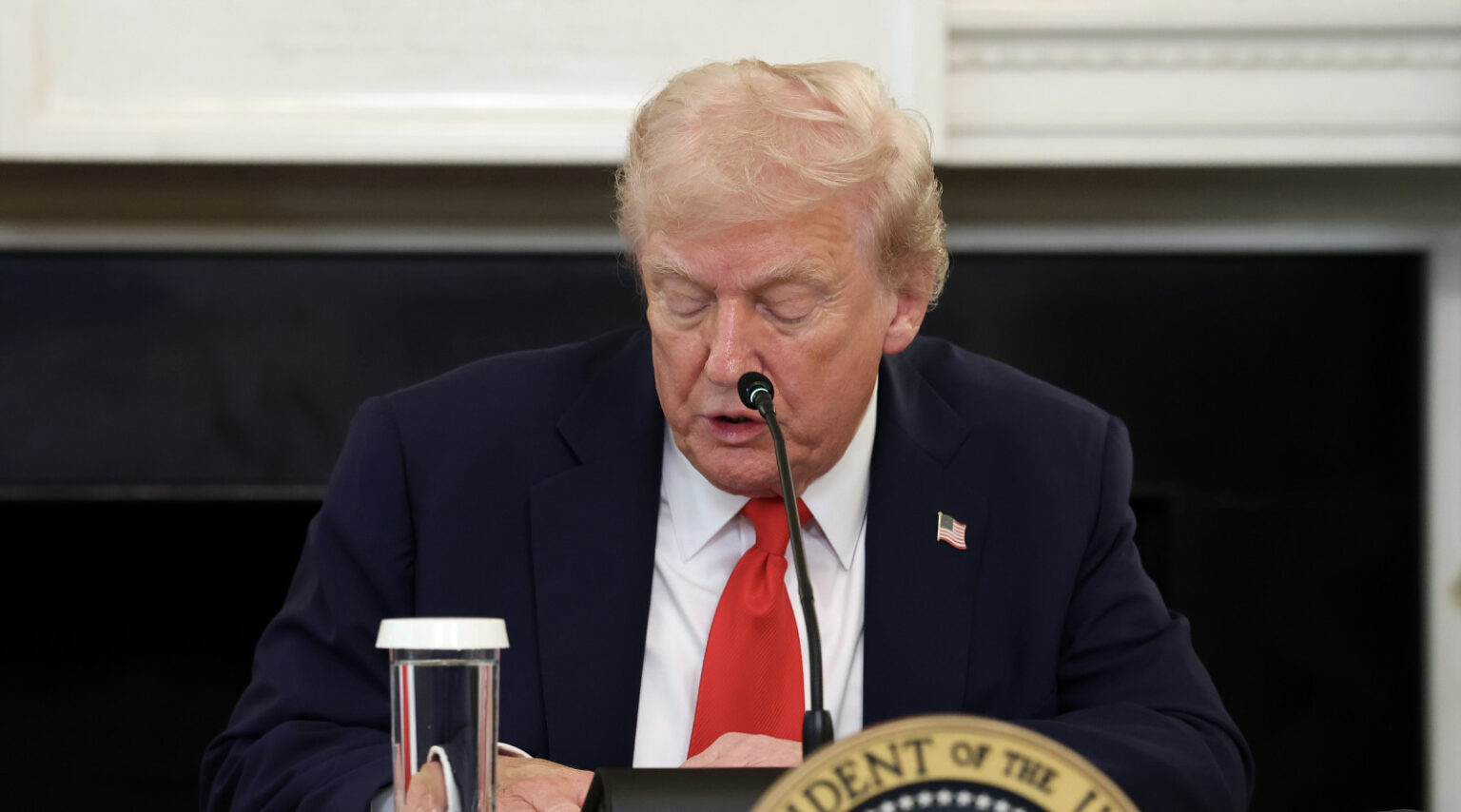 Trump Slams Supreme Court After Tariff Ruling